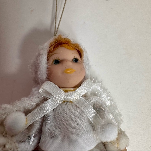 NWT. 7 porcelain doll ornaments. 5 of little girl and 2 of baby. - Picture 6 of 14
